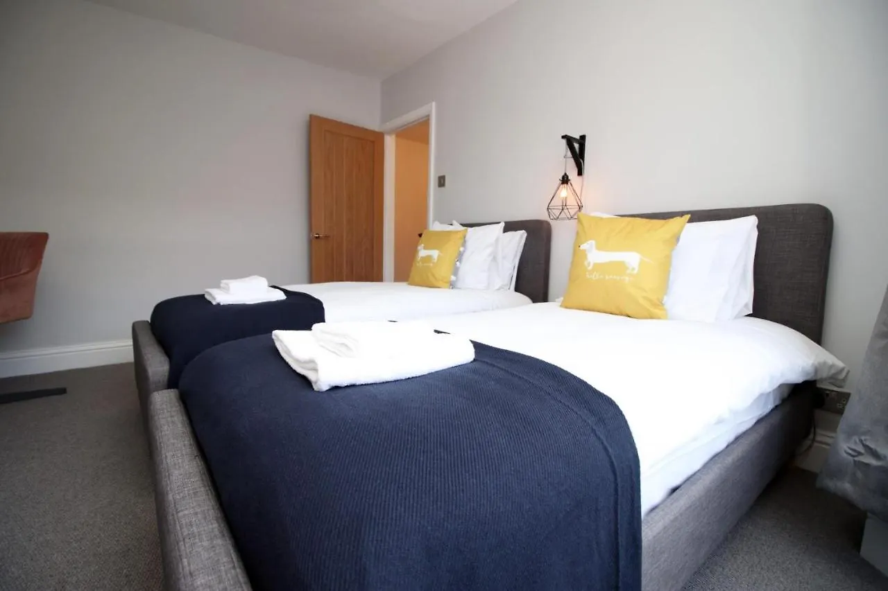 Maindy House - Home Close To City Centre + Parking Cardiff